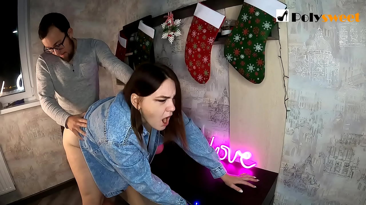 사람 enjoyed 빌어 먹을 예쁜 소녀 와 ponytail 에 the 나귀 와 그의 입 과 형사